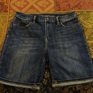 Chicos So Slimming Girlfriend Shorts